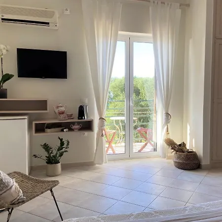 Maison d'hôtes Drosia - Chic & Classic 3*