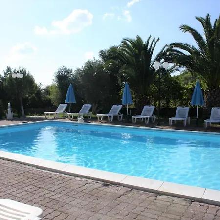 Guest house Drosia - Chic & Classic Rooms
