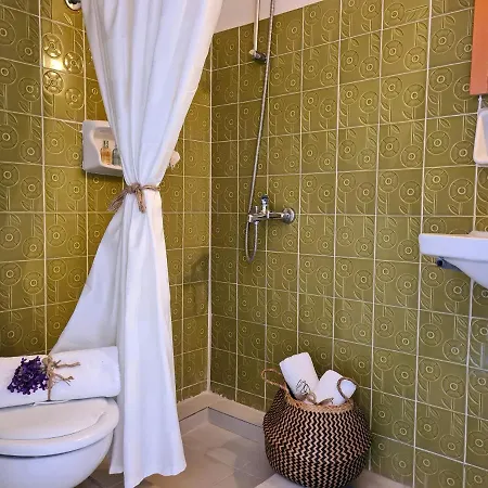 Drosia - Chic & Classic Rooms 3*